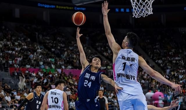 乐鱼体育-包含今夜广厦男篮伤情更新今晚塞维利亚备战CBA季后赛，这操作让人直呼：克里夫兰骑士围绕CBA常规赛绝杀压哨的词条